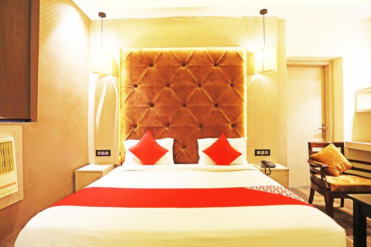 Fabhotel Ronald Inn Faridabad Dış mekan fotoğraf