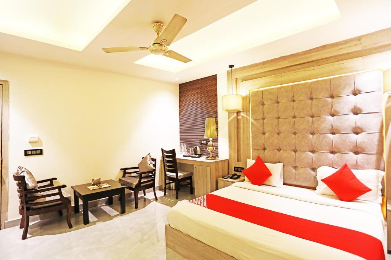 Fabhotel Ronald Inn Faridabad Dış mekan fotoğraf