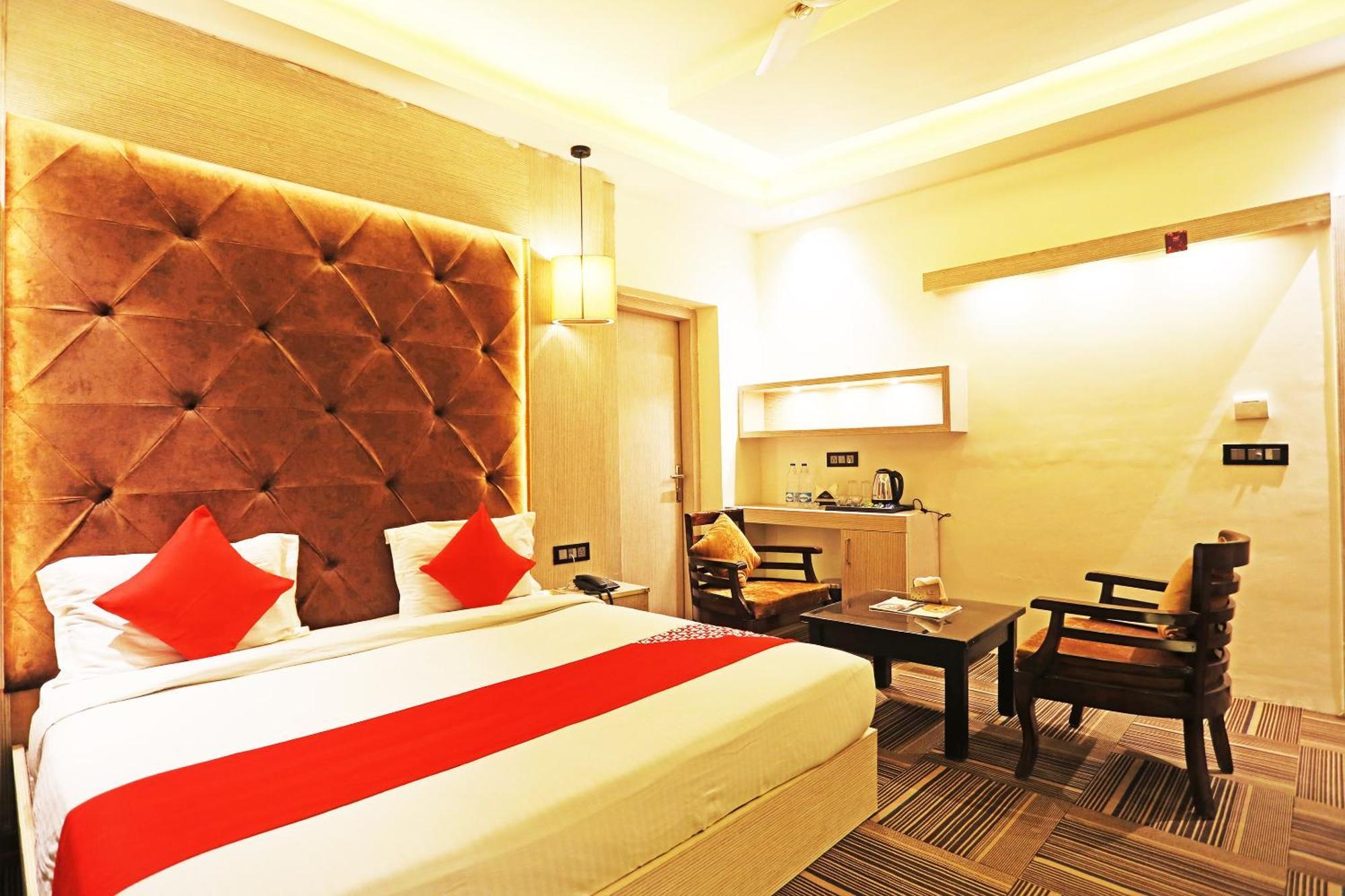Fabhotel Ronald Inn Faridabad Dış mekan fotoğraf