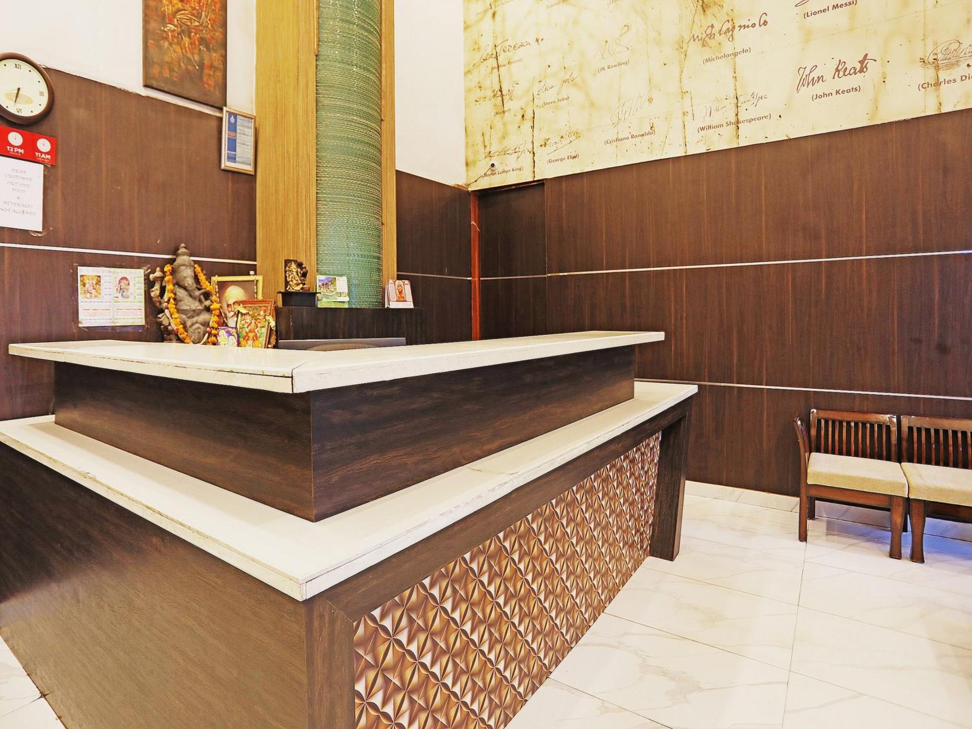 Fabhotel Ronald Inn Faridabad Dış mekan fotoğraf