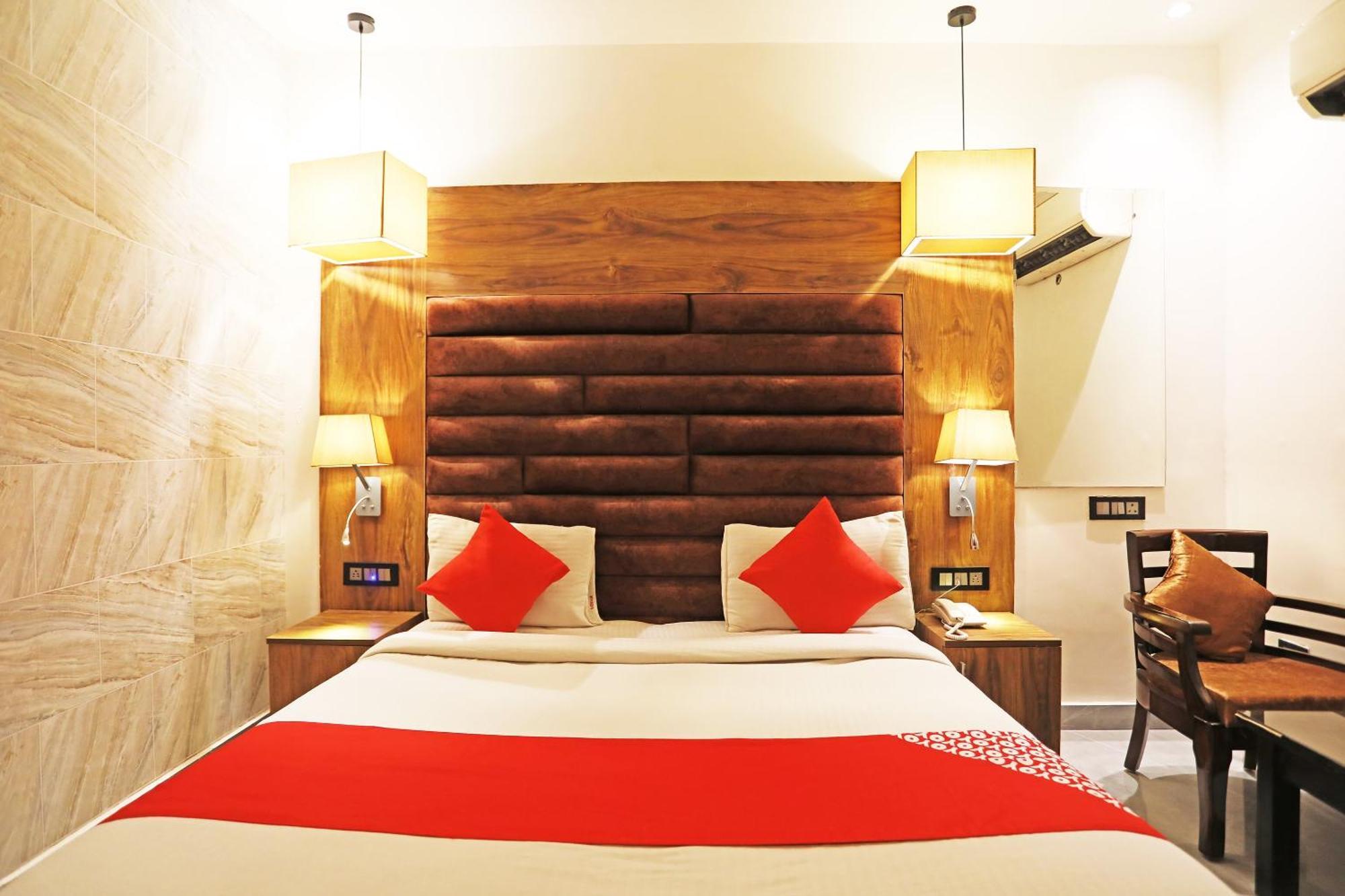 Fabhotel Ronald Inn Faridabad Dış mekan fotoğraf