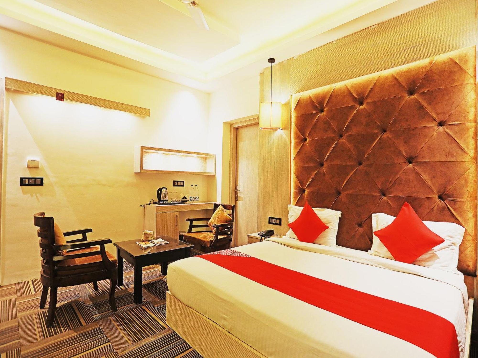 Fabhotel Ronald Inn Faridabad Dış mekan fotoğraf
